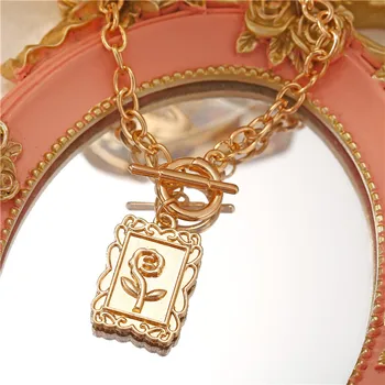 17KM Fashion Gold Lock Rose Pakabukas Karoliai Moterų, Mergaičių, Geometrinis Kvadratinės Monetos Megztinis Kaklo Papuošalai Šalis