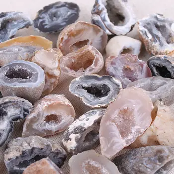 1Pc Natūralus Agatas Geode Amatų Kolekcija Mineralų Gijimą, Kristalai, Akmenys, karoliukai Pusės, 