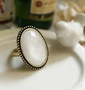 Aukštosios mados juvelyrikos mados retro žiedas ovalo formos, tuščiaviduriai gėlės žiedas didelis perlas atidaryti žiedas moterų modeliai