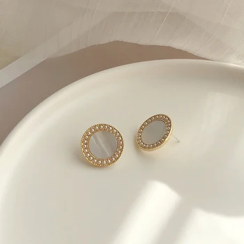 Derliaus temperamentas shell auskarai minimalistinio stiliaus prancūzų prabangos turas pearl stud auskarai moterims, Papuošalai Priėmimo