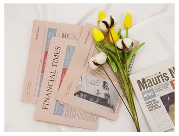 Retro anglų laikraštis senų laikraščių ins foto rekvizitai gėlių vyniojimo popierius fotografija, fotografavimo knygos rekvizitai