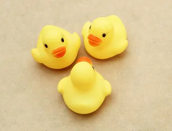 Žaislas 2018 Karšto Vieną Tuziną (12) guminė Antis Duckie Baby Shower Vandens žaislai vaikams, vaikų Gimtadienio Malonių Dovanų Žaisti Watwe
